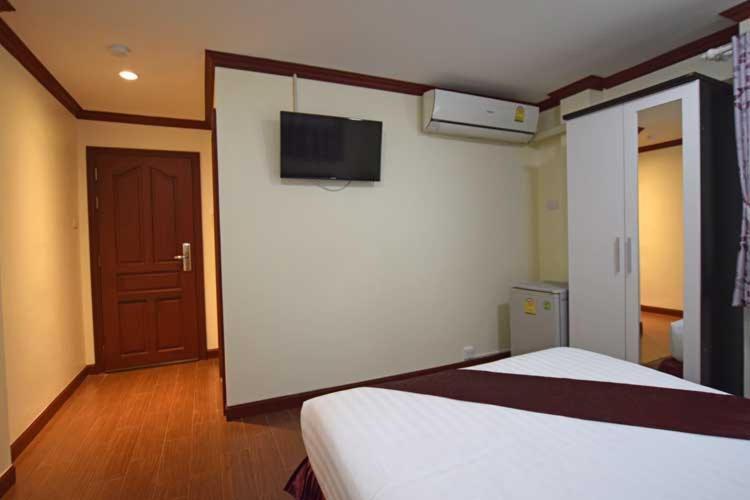 Bluebird Inn Pattaya Exterior photo